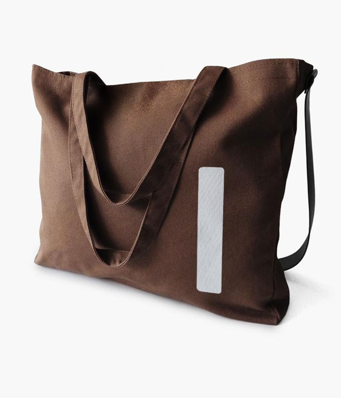 ALMOND EYE REINS TOTE BAG